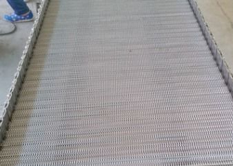 Food Grade Compound Balanced Weave V Shaped Conveyor Wire Mesh Belt